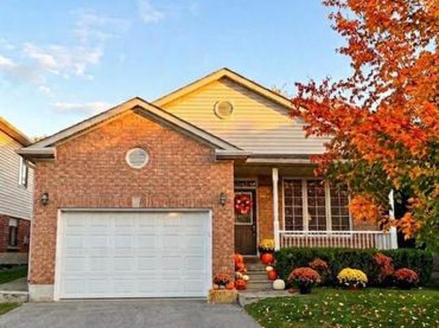 12 Dr. Jones Drive, King, ON, L0G 1T0 house for sale | Listing ID N13796 | Royal LePage