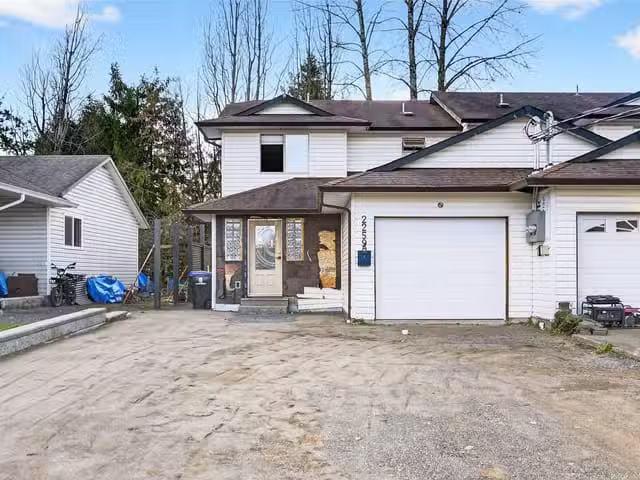 1/2 Duplex for sale in Courtenay, A 2259 Urquhart Ave, 1033914