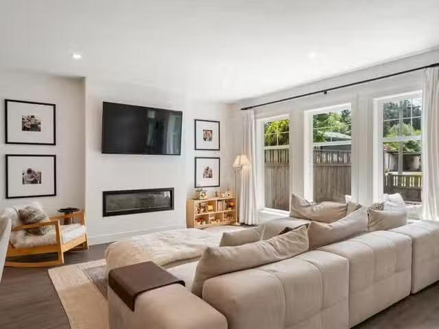 1/2 Duplex for sale in Courtenay, B 240 Woods Ave, 1037663