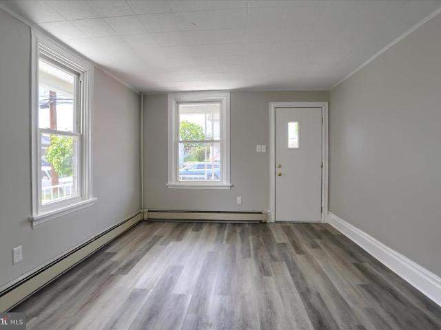 12 E Manor Avenue