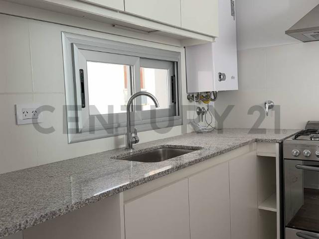 12 e/ 43 y 44 Departamento a estrenar 1 dormitorio 65 mts Plaza Paso
