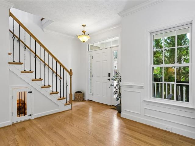 12 Elm ST