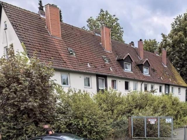 12 Familienhaus mit enormem Entwicklungspotenzial