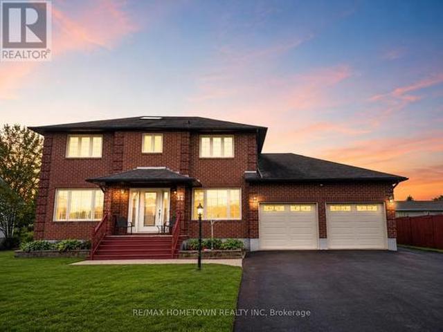 12 Fairholme Drive, South Dundas, ON, K0C 1X0 house for sale | Listing ID X13589 | Royal LePage