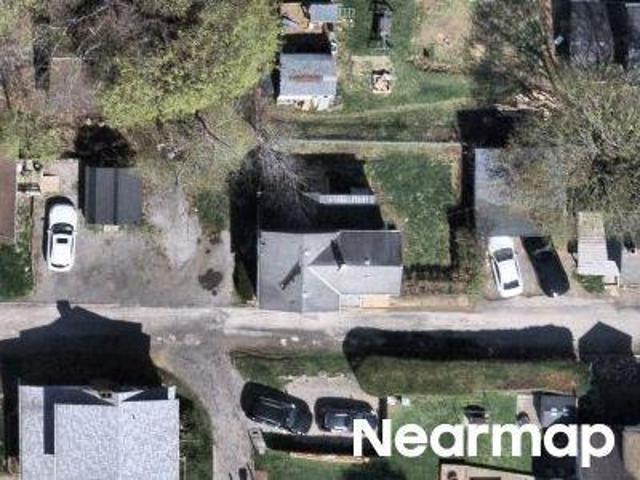 1/2 Fairview Ave