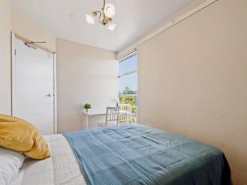 Cockle Creek, Newcastle - Equipped kitchen