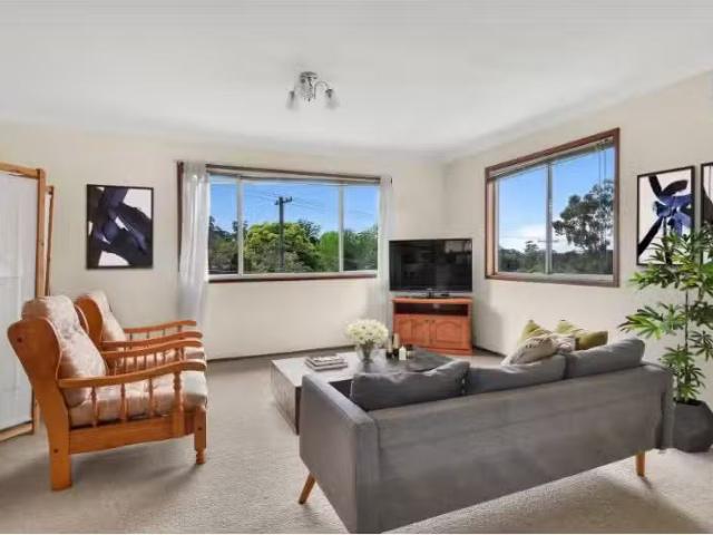 12 Grayson Road, North Epping Apartment for rent Listed by Ge.