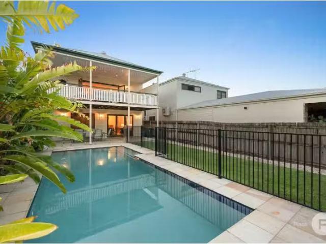 12 Harris Street, HAWTHORNE House for rent Listed by Keely Gl.