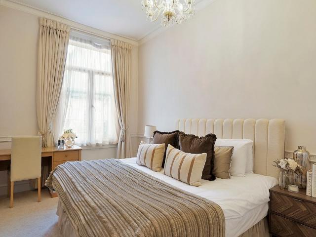 12 Hertford Street, London W1J, 1 bed flat to rent, £6,500 pcm | PrimeLocation