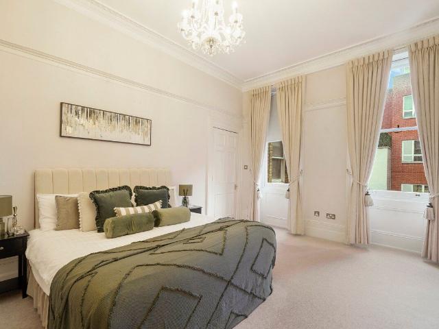 12 Hertford Street, London W1J, 1 bed flat to rent, £6,500 pcm | PrimeLocation