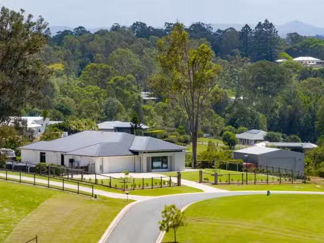 12 Highland Court, PIE CREEK, QLD 4570 House for Rent