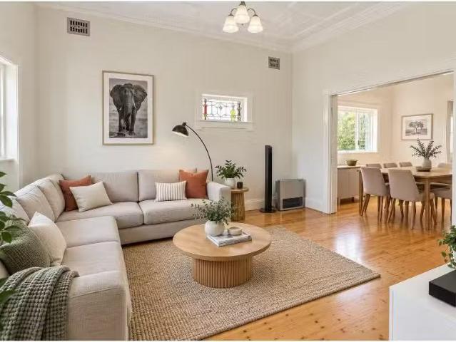 12 Howard Street, RANDWICK House for rent Listed by Daniel Mo.