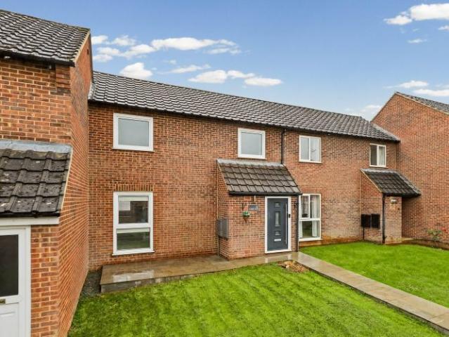 12 Humber Walk, Banbury OX16, 3 bed terraced house to rent, £1,450 pcm | PrimeLocation
