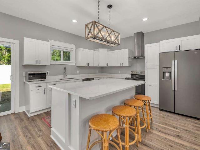 12 Hunters Drive