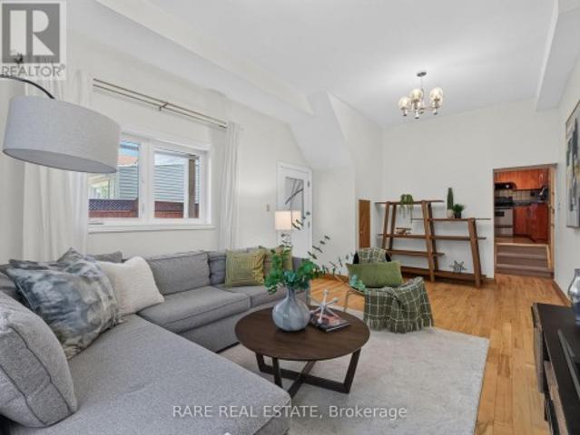 12 Kentroyal Drive, Toronto, ON, M9P 2M8 house for sale | Listing ID W13751 | Royal LePage