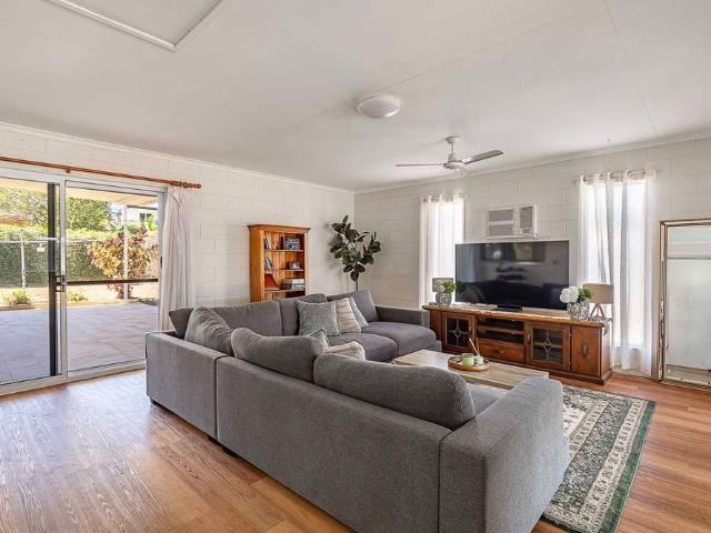 12 Lara St, Cranbrook