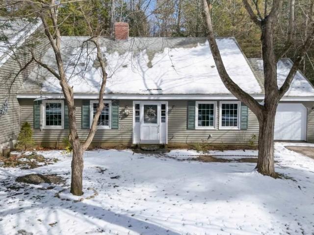 12 Laurel Cir, Wolfeboro, NH 03894 | MLS #5080
