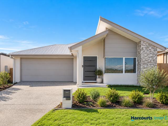 12 Lawson Street, WALLOON, QLD 4306