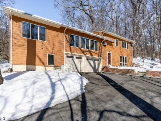 12 Ledgewood Trl