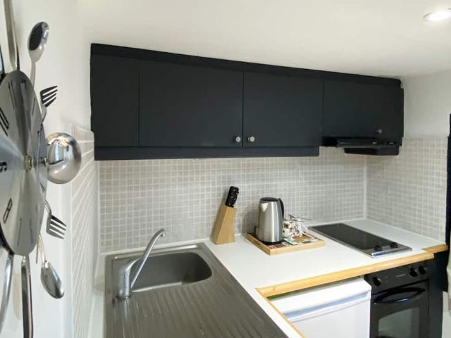 12 Leinster Gardens | 1 bed apartment for rent #126186436 | Rentberry