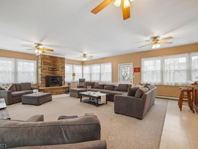 12 Linwood Ter