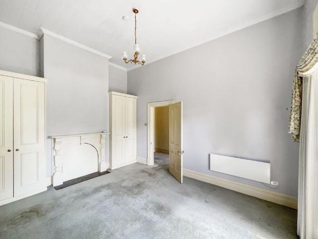 12 Loch Avenue, Ballarat Central