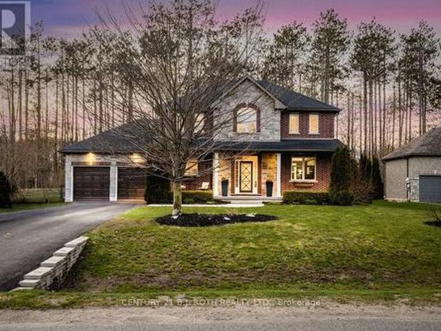 12 Lloyd Cook Drive E, Springwater, ON, L0L 1Y3 house for sale | Listing ID S13592 | Royal LePage