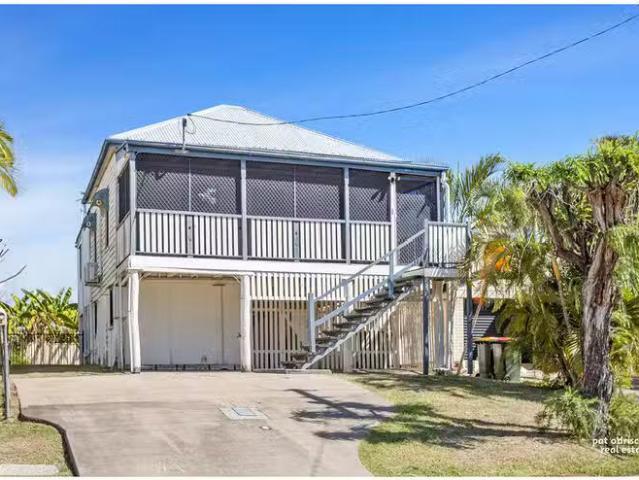 12 Lucas Street, Berserker, QLD 4701