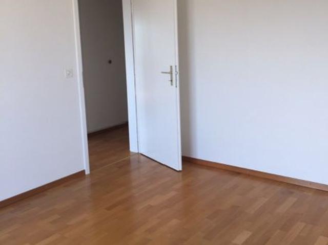 12 m²