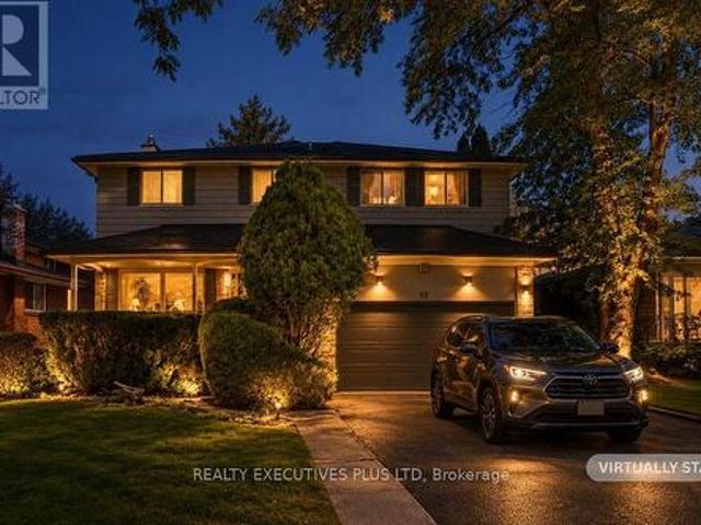 12 Mandel Crescent, Toronto, ON, M2H 1B9 house for sale | Listing ID C14030 | Royal LePage