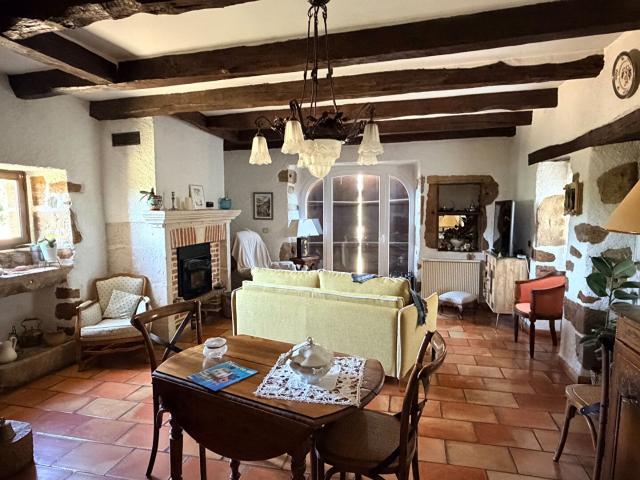 12 minutes Figeac 113m² Figeac