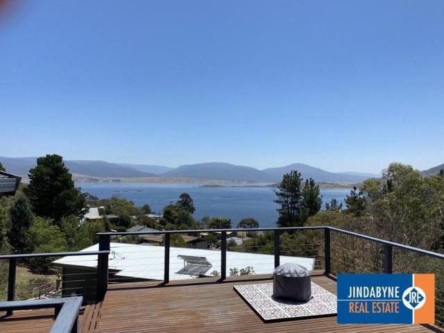 12 Month Lease $700 per week
