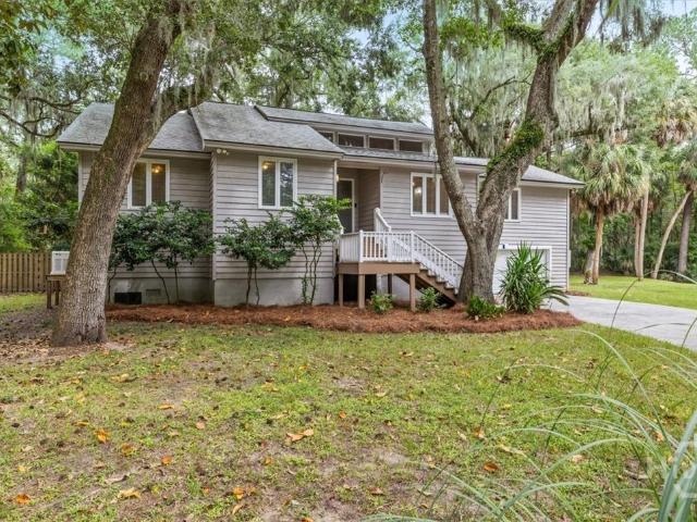 12 Moss Pointe Court