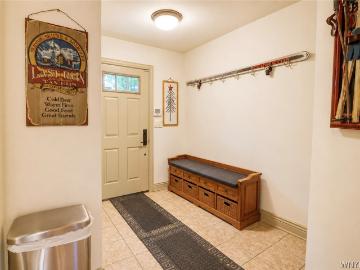 12 Mountain View Upper