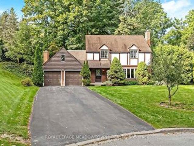 12 Mullen Place, Halton Hills, ON, L7G 2R9 house for sale | Listing ID W13823 | Royal LePage