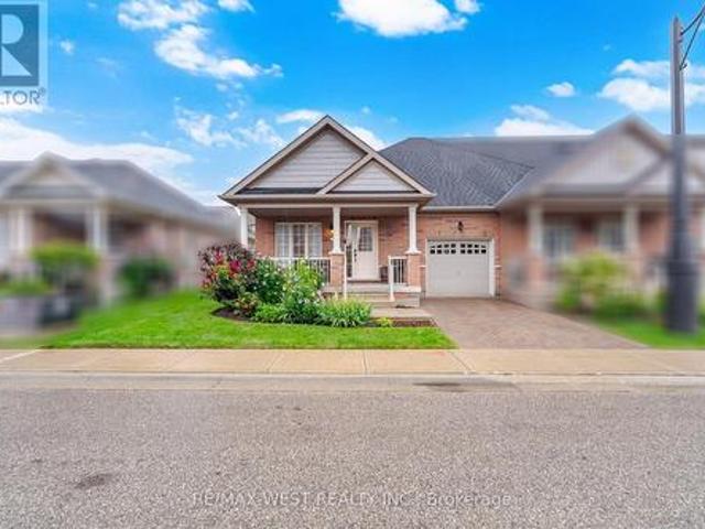 12 Muzzo Drive, Brampton, ON, L6R 3W8 townhouse for sale | Listing ID W13739 | Royal LePage