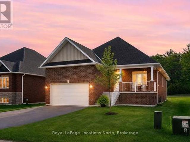 12 Natures Trail, Wasaga Beach, ON, L9Z 0H4 house for sale | Listing ID S13740 | Royal LePage