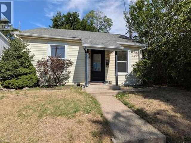 12 Nelson Street, Hamilton, ON, L8P 1G3 house for lease | Listing ID 40866 | Royal LePage