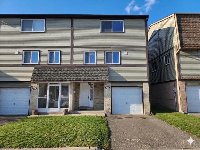 12 New Port Way, Thornhill | Sold, N12983 | Condos. Ca