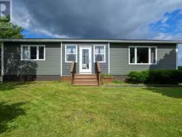 12 New Road Hill, Bay Roberts, NL, A0A 3V0 house for sale L.