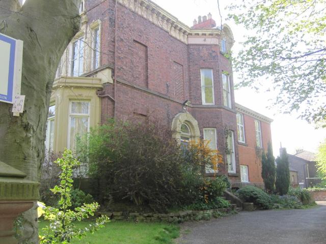 12 North Drive, Liverpool, L15 8JE, United Kingdom | 1 bed apartment for rent #140800547 | Rentberry