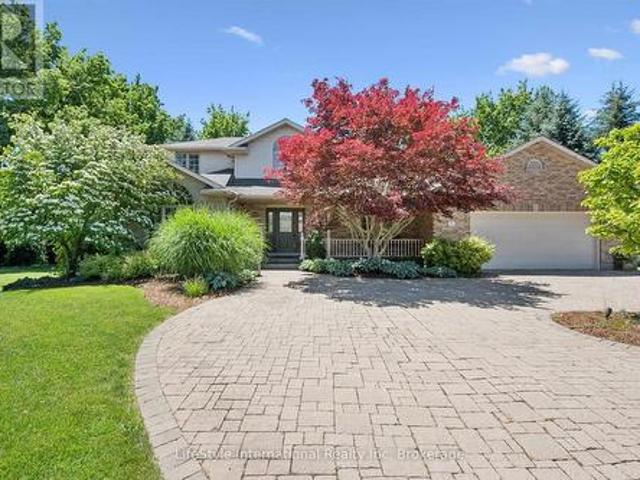 12 Ochs Drive, Puslinch Morriston, ON, N0B 2C0 house for sale | Listing ID X13495 | Royal LePage