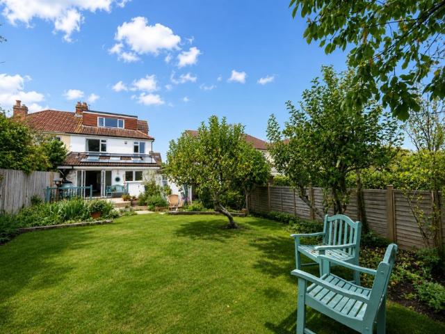 12, Oakwood Road,, Bristol, BS9 4NR, 4 bedroom, House Semi Detached