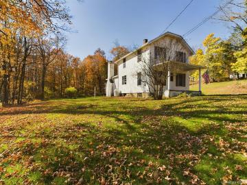 12 Old Turnpike Rd, Bloomingburg, NY 12721 | MLS #959284