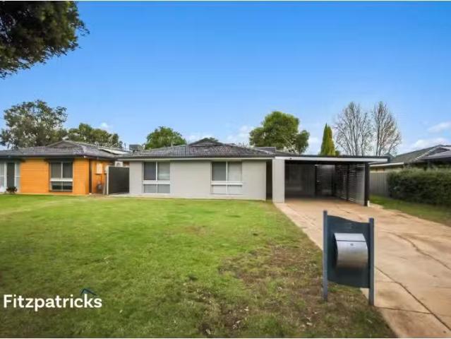 12 Oleander Crescent, Lake Albert House for rent Listed by Re.