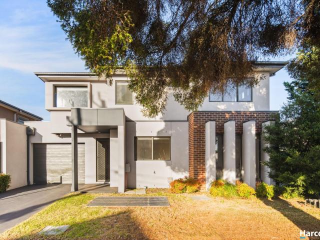 1/2 Omar Street, MAIDSTONE, VIC 3012