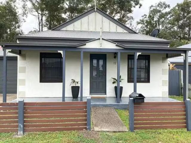 12 Piper Place, Springfield Lakes, QLD 4300