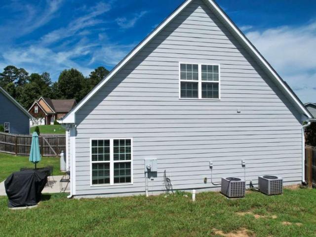 12 Pippin Place NE