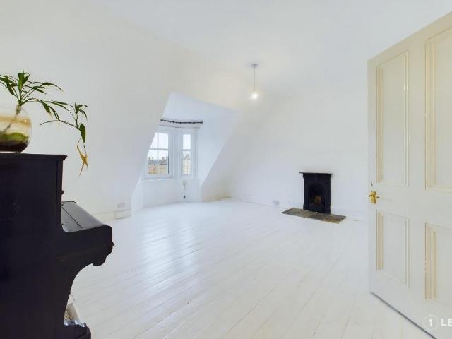 12 Portobello Road, City of Edinburgh, EH8 7EH, United Kingdom | 3 bed apartment for rent #137305585 | Rentberry
