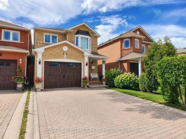 12 Prado Court, Toronto, ON, M6B 4L2 house for sale | Listing ID W13777 | Royal LePage